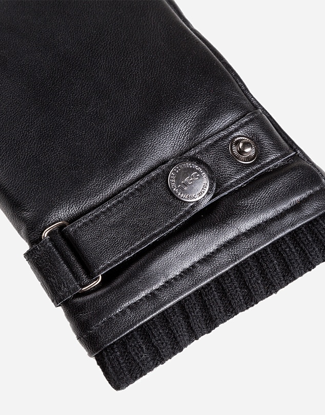 Ozwear Connection Uggs - Ugg Mens Silver Stud Tab Glove (Touch Screen)