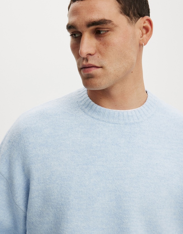 Cotton On - Box Fit Fuzzy Crew Knit