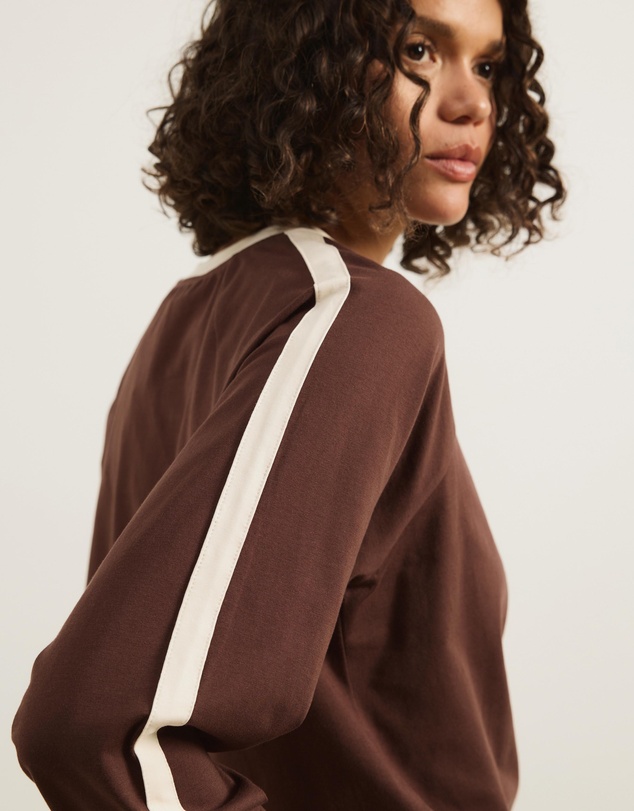 Atmos&Here - Contrast Trim Long Sleeve T-Shirt