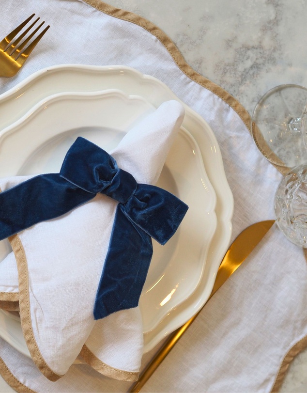 Tablescaped - Set of 4 Blue Velvet Bow Napkin Rings
