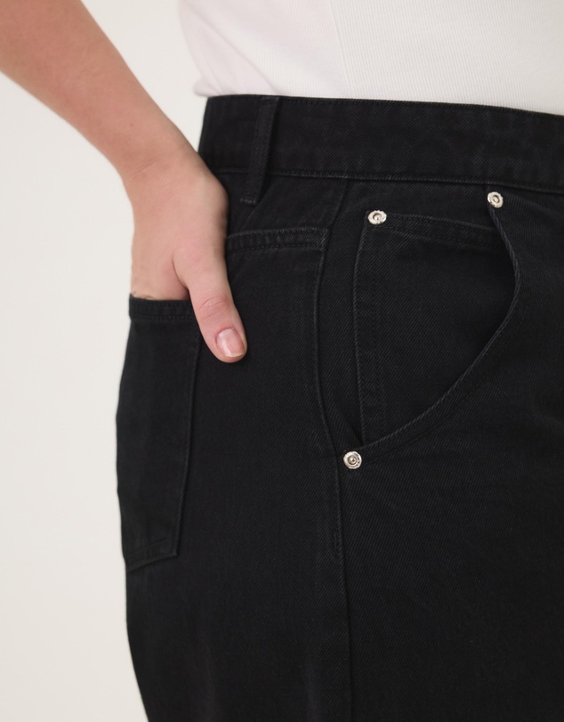 Atmos&Here Curvy - Cindy Barrel Leg Jeans