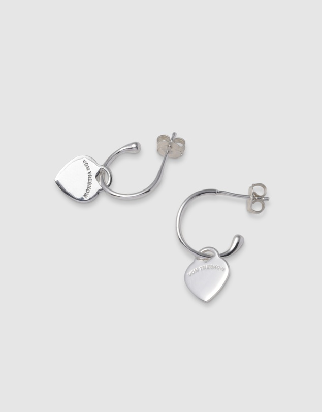 Von Treskow - Open hoop studs with VT flat heart