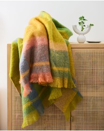 St Albans - Mohair Throw Marigold
