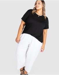 Love Your Wardrobe - Jamison Everyday Tee