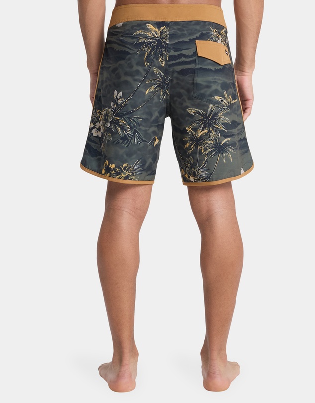 Quiksilver - Mens Surfsilk Scallop 18