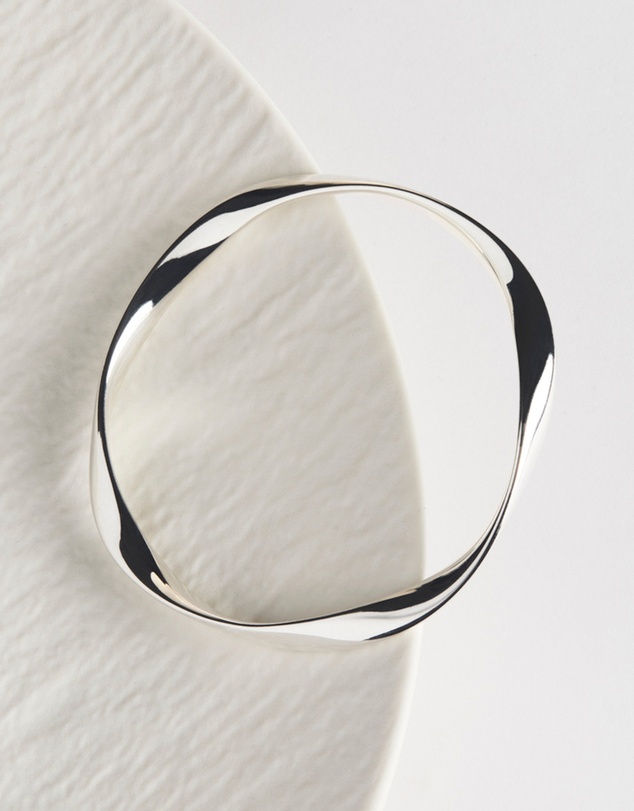 Najo - Large Garden of Eden Silver Bangle