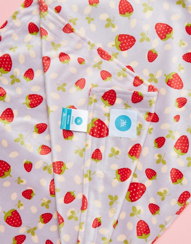 itti bitti - Travel Blankee - Strawberry Shortcake