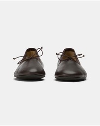 Tony Bianco - Chelsea Flats