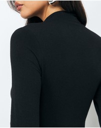AERE - Lena Mockneck T-Shirt