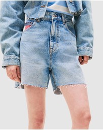 Tommy Jeans - Mom Fit Denim Shorts