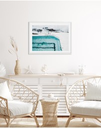 Olive et Oriel - Icey Bergs Bondi Art Print