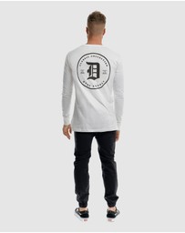 DVNT - Clean Classic Long Sleeve Tee