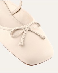 Jo Mercer - Nova Casual Flats
