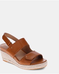 Mia Vita - Deanne Wedge Sandal - Tan