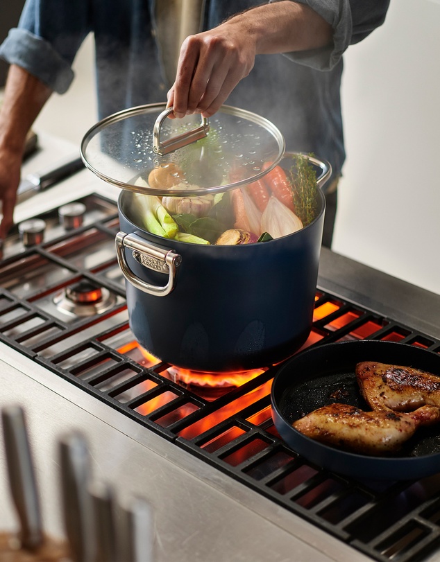 Joseph Joseph - Space Non-stick Stock Pot with Folding Handles and Lid - 25cm