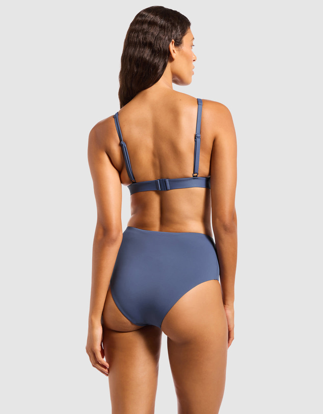 JETS - Jetset Smooth Longline Triangle Bikini Top