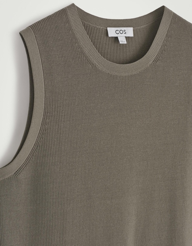 COS - Fluid Knitted Tank