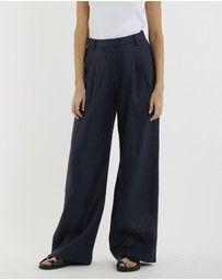 Amelius - Mia Pant
