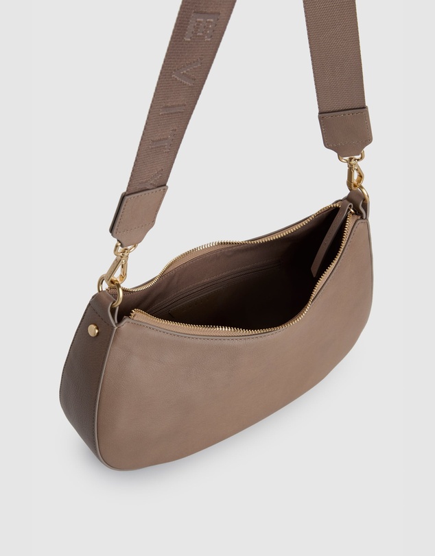 Evity - Clover Leather Shoulder Bag