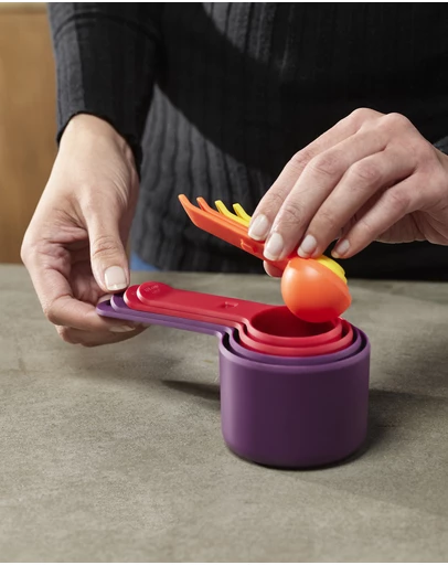 Joseph Joseph - Nest™ Measure 8-piece Measuring Cup Set (Multicolour)