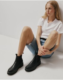 Chaos & Harmony - Halcyon Boot