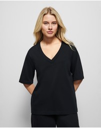 Commonry - Cotton V Neck T Shirt