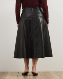 Atmos&Here Curvy - Kori Leather Look Midi Skirt
