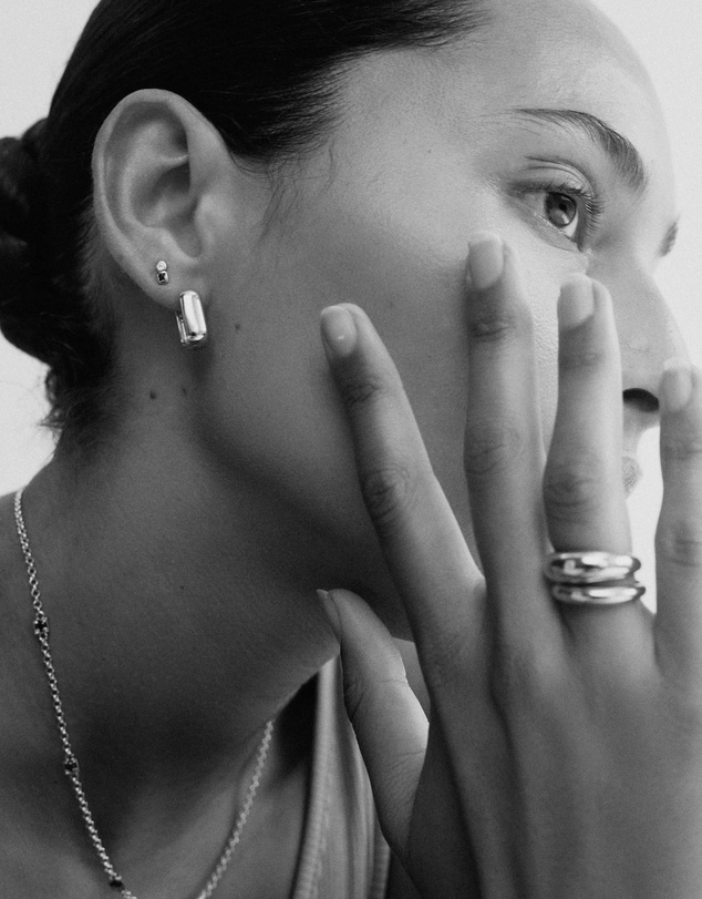 Kirstin Ash - Symphony Hoops Medium