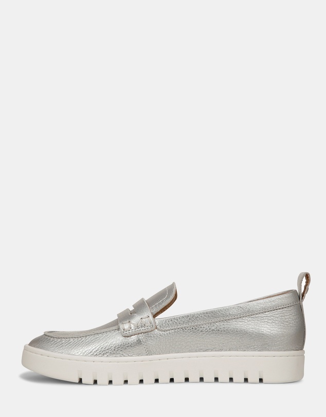 Vionic - Uptown Loafer - Silver Leather