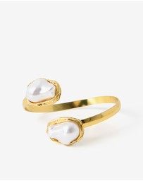 Forcast - Clara Pearl Statement Bracelet