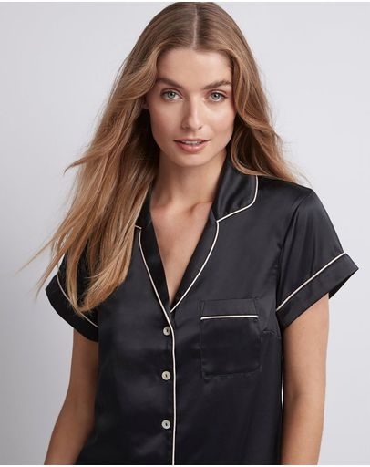 Black with Blush