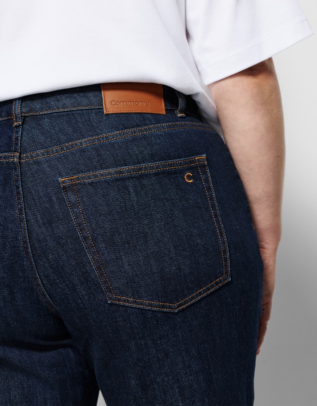 Commonry - The Mid Rise Slim Jean