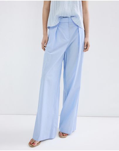 Medium Blue