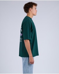 Silent Theory - League Box Tee