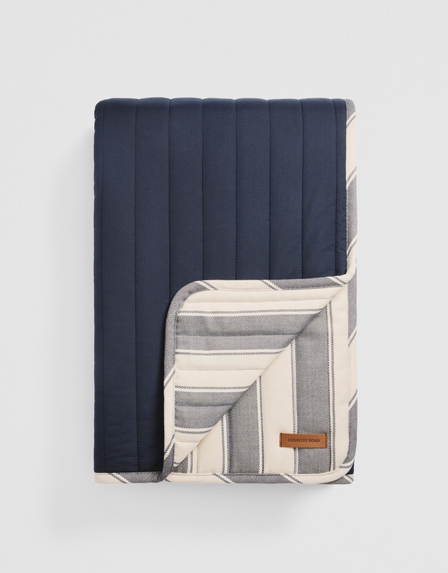 Country Road - Familia Picnic Blanket