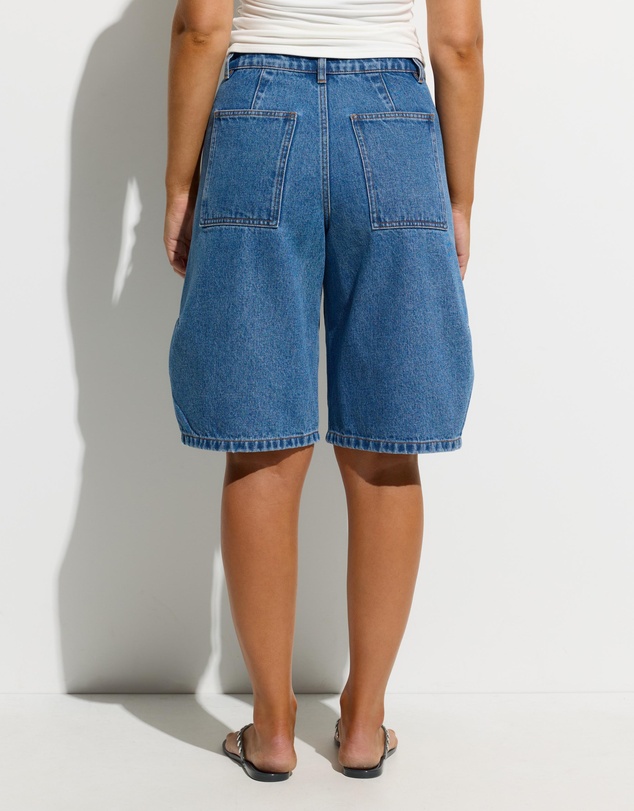 Dazie - Austin Mid Rise Barrel Jorts