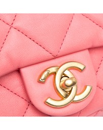 Pre-Loved by Azura Reborn - Pre-Loved chanel Mini Flap Crossbody Chain Bag