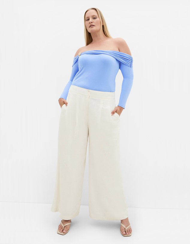 City Chic - Plus size Buckle Detail Top - sky blue