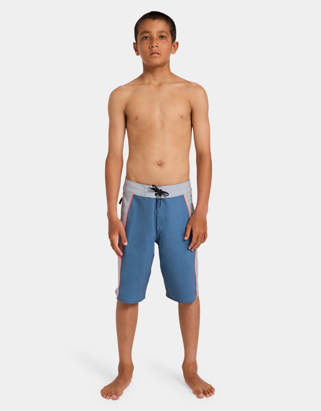 Billabong - Boys 8 to 16 New Wave Pro 19