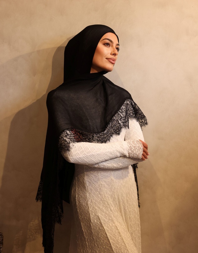 Mod Squad - Lace trim modal hijab - Midnight