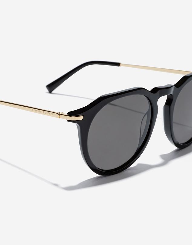 Hawkers Co - HAWKERS Sunglasses for Men and Women - Protection UV400 WARWICK CROSSWALK Model - Round Sunglasses