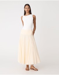 Forcast - Cici Bamboo Twist Shoulder Top
