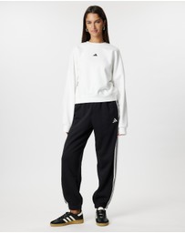 adidas Sportswear - Essentials 3-Stripes Fleece Loose-Fit Pants
