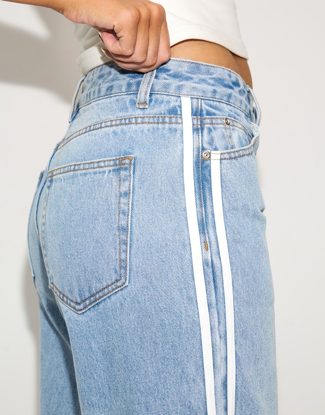 Dazie - Arezzo Wide Leg Jeans