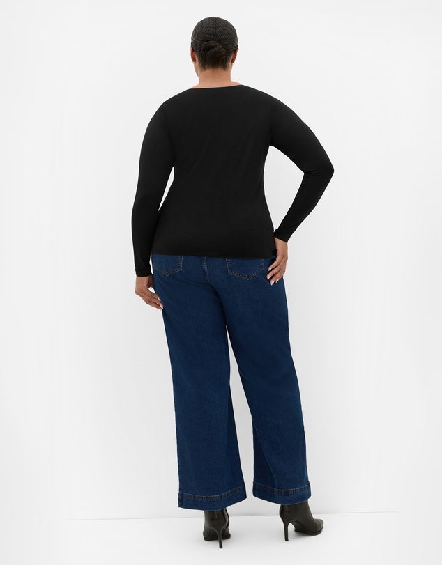 City Chic - Plus size Annie V Neck Top - black