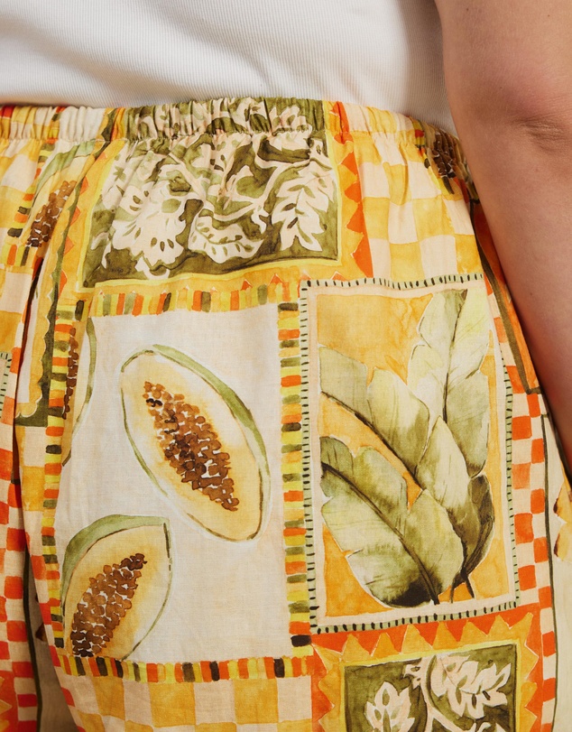 Atmos&Here Curvy - Paradise Linen Blend Shorts
