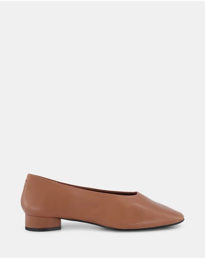 Jeffrey Campbell - Trustee Flats