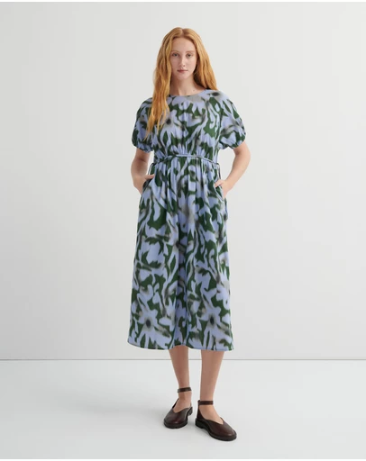 Kowtow - Illustrate Dress