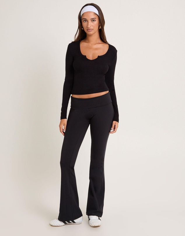 General Pants Co. Basics - Slinky Scoop Neck Long Sleeve