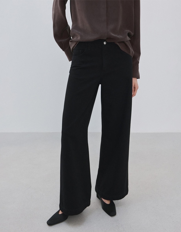 M.N.G - Wide Leg Mid-Rise Jeans